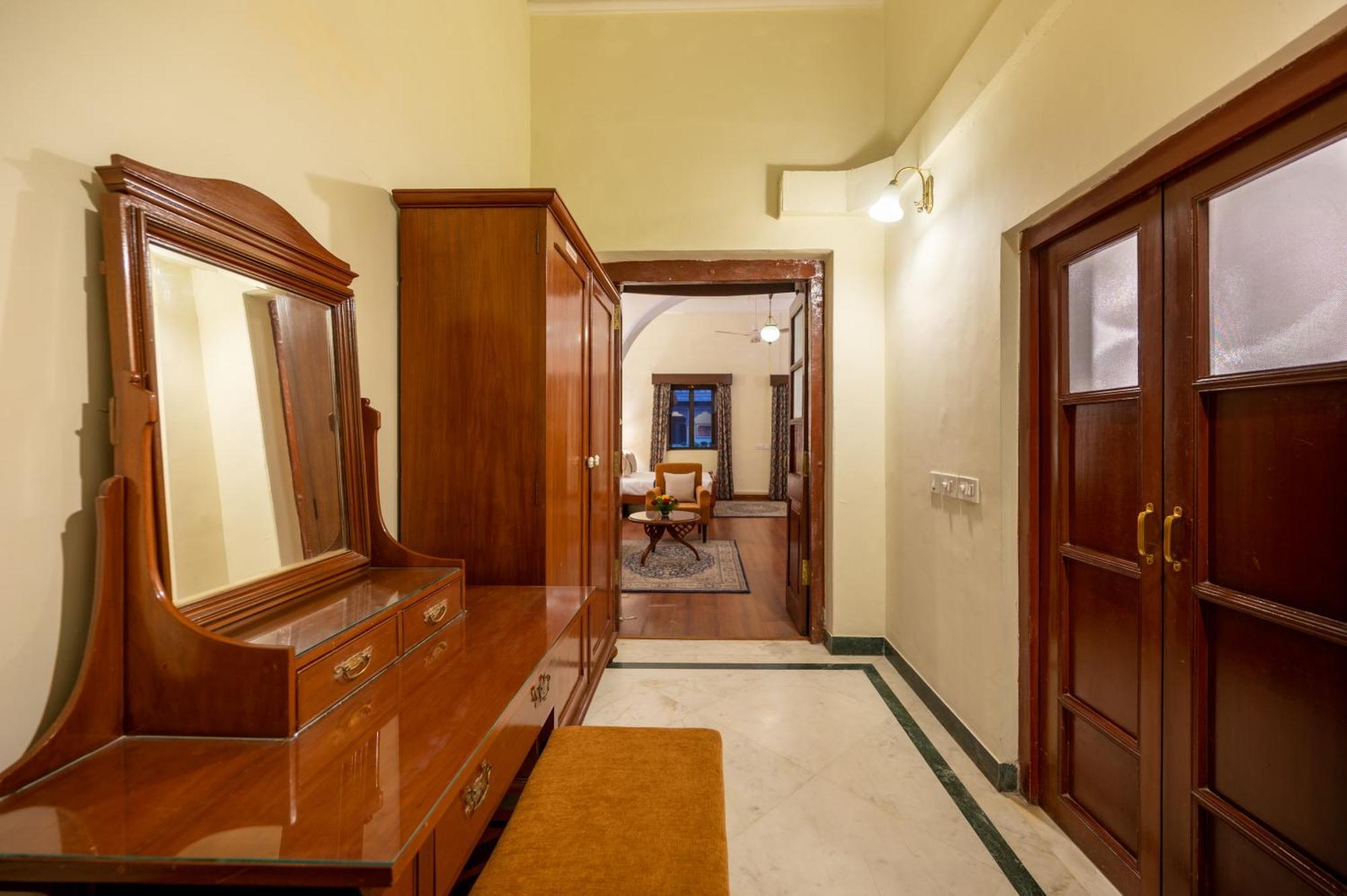 Umed Bhawan Palace, Kotah Exterior photo